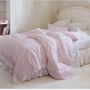 Simply Shabby Chic Pink Embroidered Hem |FullFlat Sheet / Cotton Rachel Ashwell